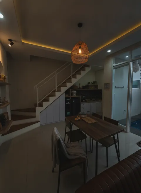 Villa vs Hotel di Batu: Mana Pilihan Terbaik untuk Liburan Keluarga?